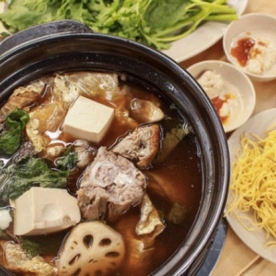 Lẩu dê cây bàng 